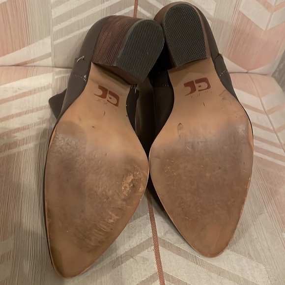 Booties - Picture 5 of 5